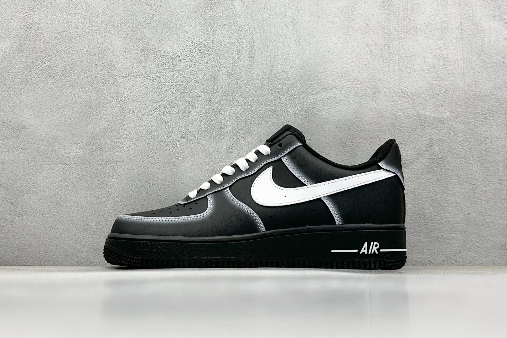  
Nike Air Force 1 Low 07 暗夜幽灵 Vlad 神秘 黑白
原楦头原纸板 打造纯