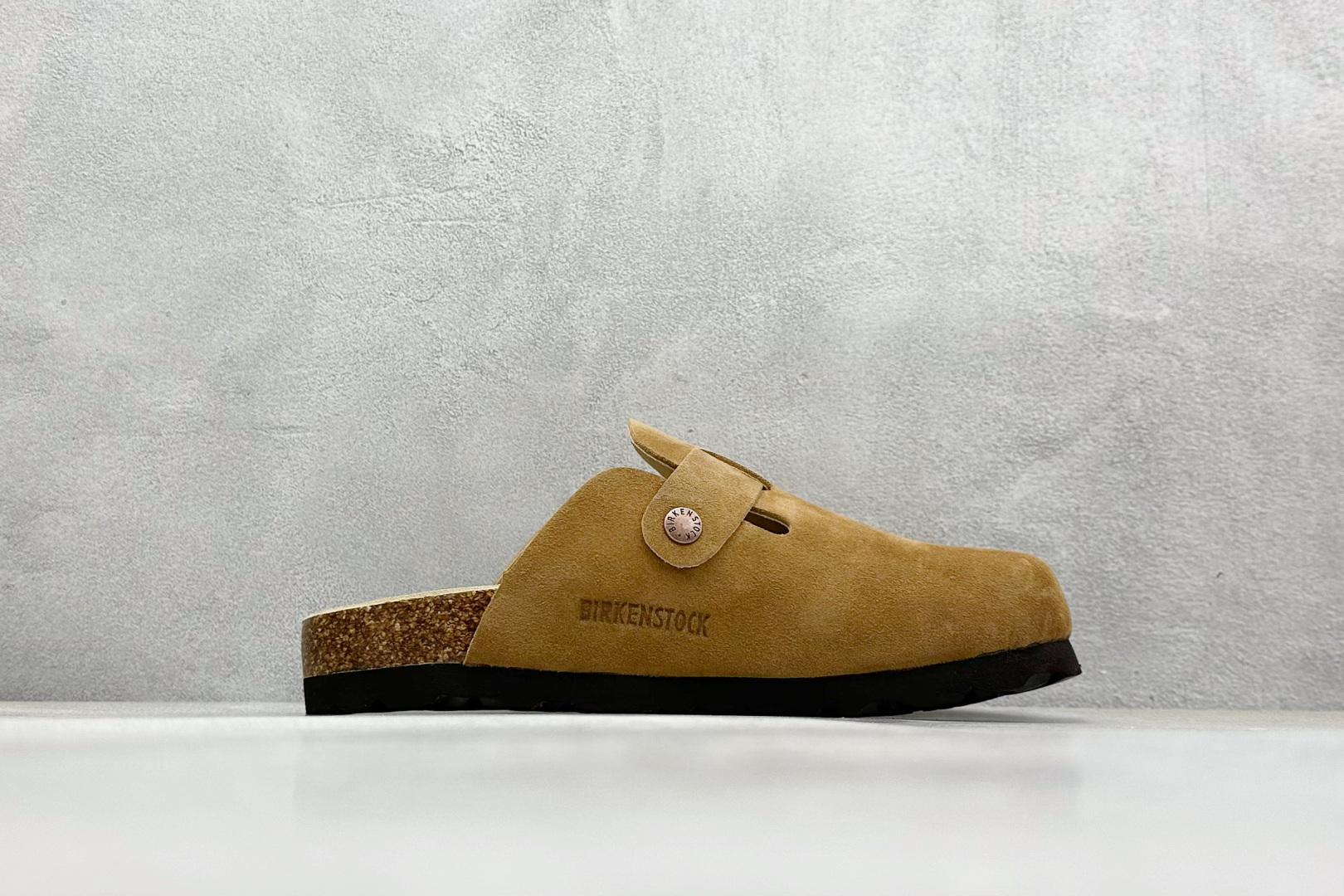  
Birkenstock  博肯 半托系列 #广东原产 采用质地柔软牛皮绒面革植入鞋垫和里衬材质 #中