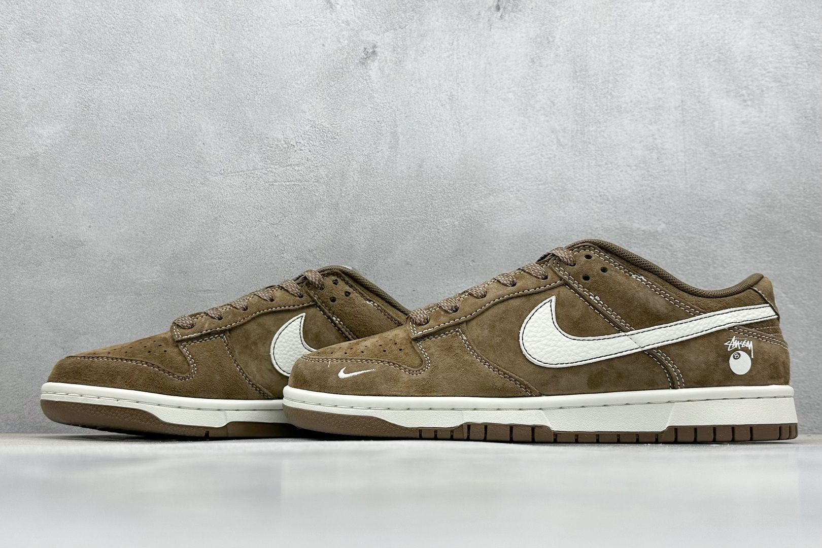  
Nike SB Dunk Low x Stussy 棕米小钩
纯原大厂出品 极力推荐
原装头层材料 