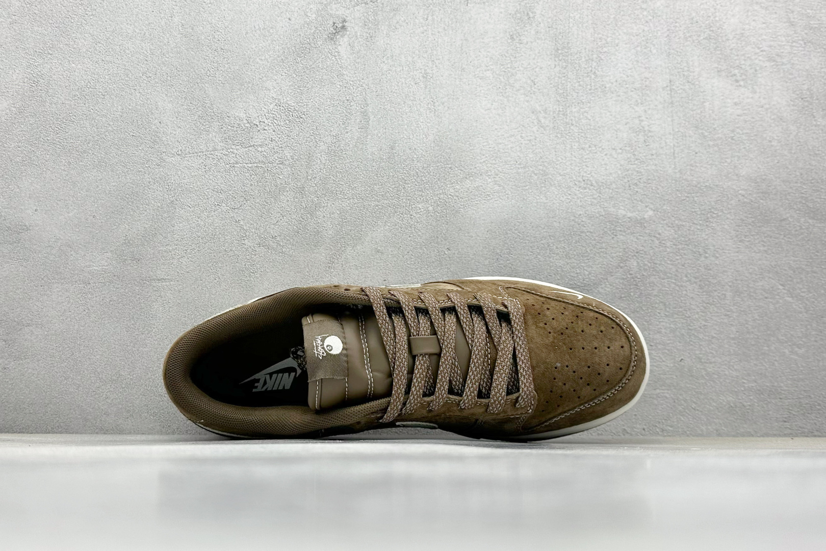  
Nike SB Dunk Low x Stussy 棕米小钩
纯原大厂出品 极力推荐
原装头层材料 