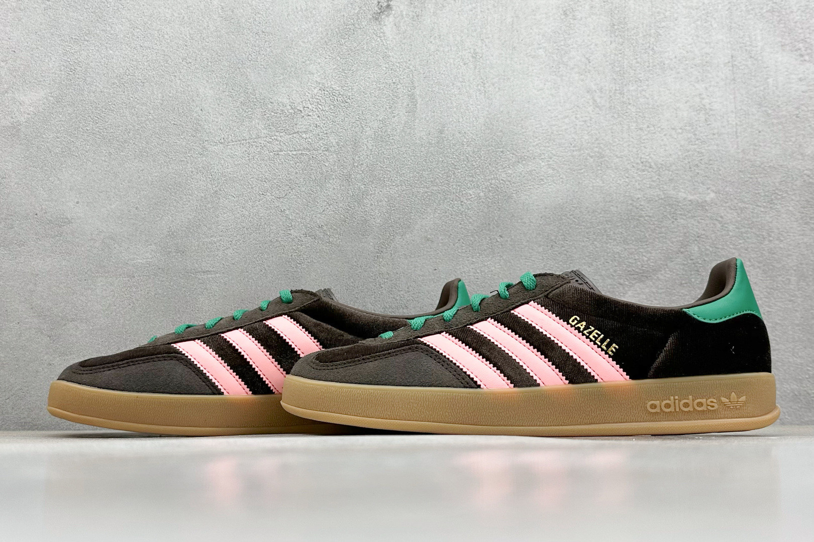  
AD Originals Gazelle Indoor  三叶草复古休闲防滑耐磨低帮板鞋
#原厂原