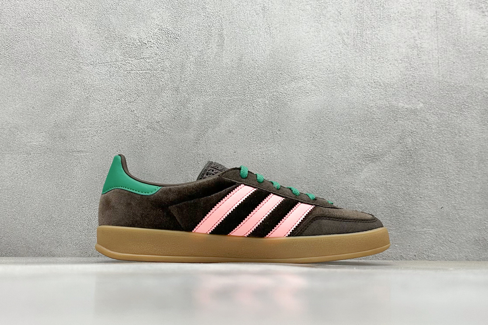  
AD Originals Gazelle Indoor  三叶草复古休闲防滑耐磨低帮板鞋
#原厂原