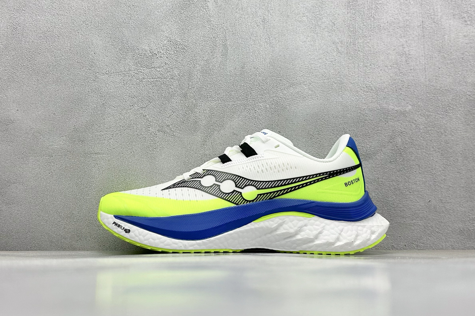  
Saucony 索康尼ENDORPHIN Pro 啡速4代 运动跑鞋 
性能相比前几代再升级：鞋面采