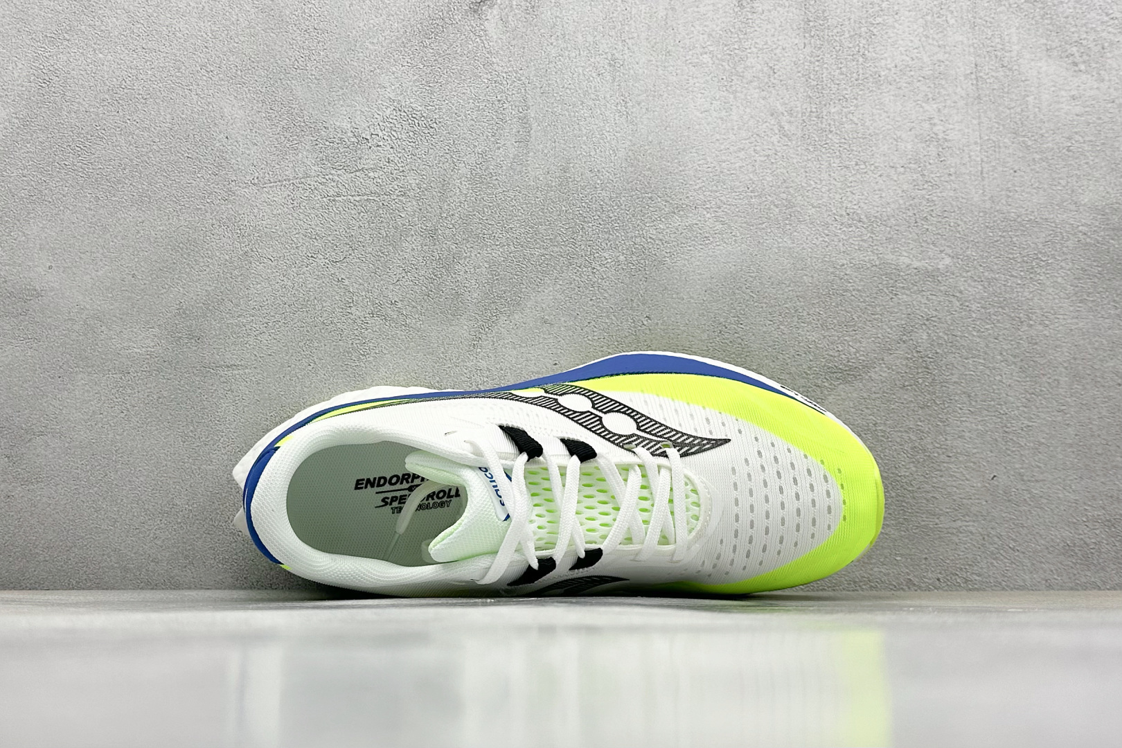  
Saucony 索康尼ENDORPHIN Pro 啡速4代 运动跑鞋 
性能相比前几代再升级：鞋面采