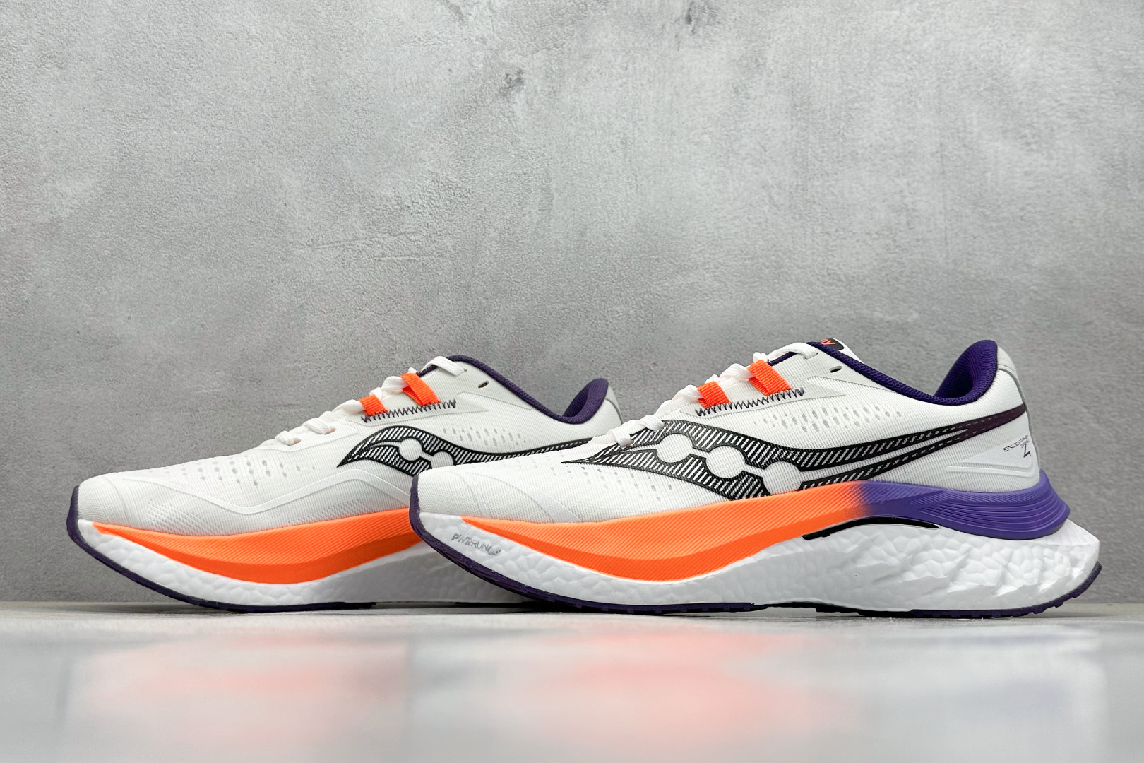  
Saucony 索康尼ENDORPHIN Pro 啡速4代 运动跑鞋 
性能相比前几代再升级：鞋面采