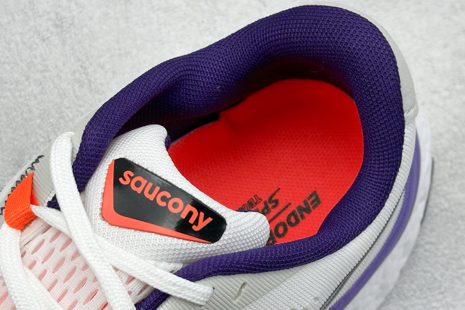  
Saucony 索康尼ENDORPHIN Pro 啡速4代 运动跑鞋 
性能相比前几代再升级：鞋面采