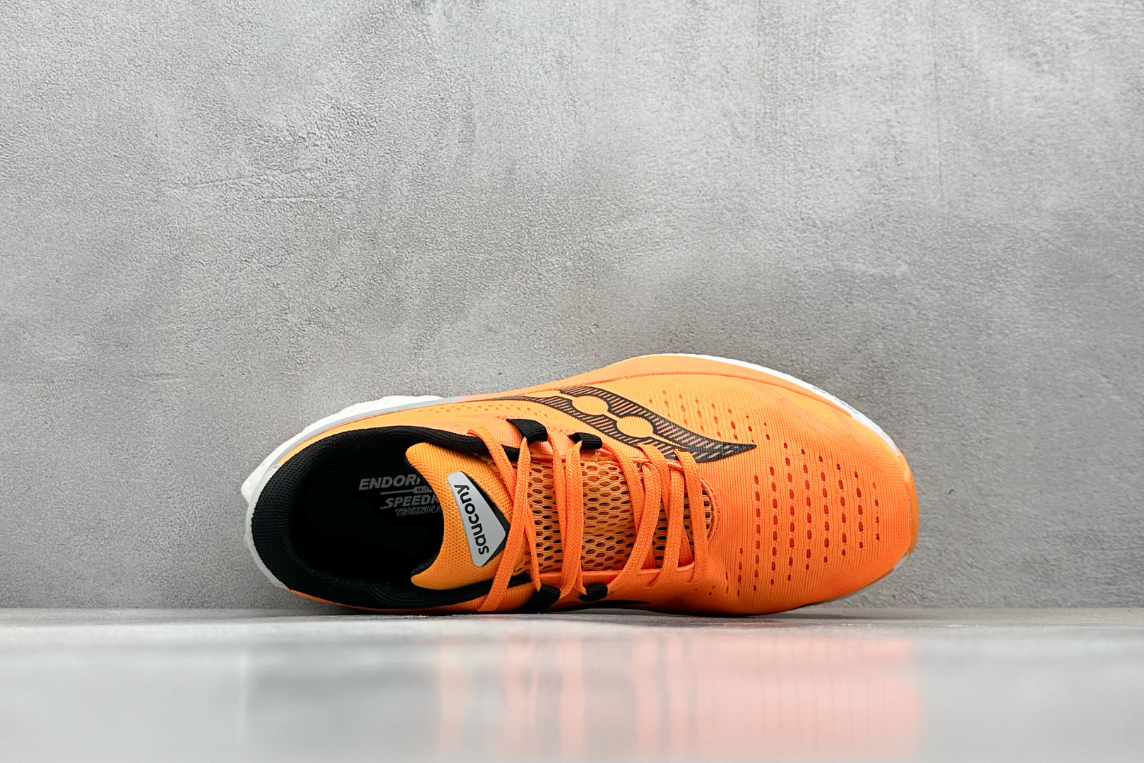  
Saucony 索康尼ENDORPHIN Pro 啡速4代 运动跑鞋 
性能相比前几代再升级：鞋面采