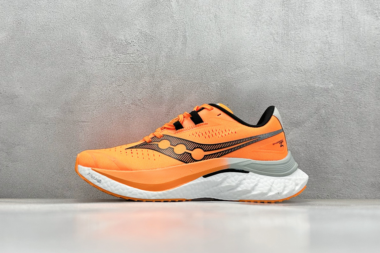  
Saucony 索康尼ENDORPHIN Pro 啡速4代 运动跑鞋 
性能相比前几代再升级：鞋面采