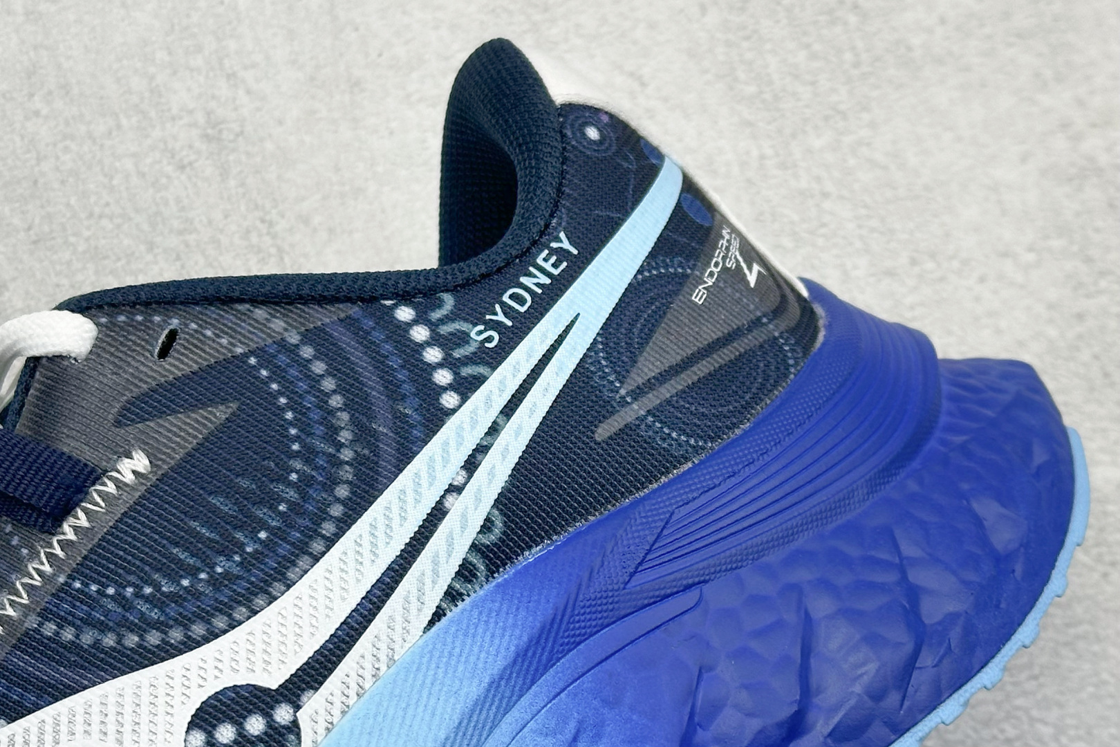  
Saucony 索康尼ENDORPHIN Pro 啡速4代 运动跑鞋 
性能相比前几代再升级：鞋面采