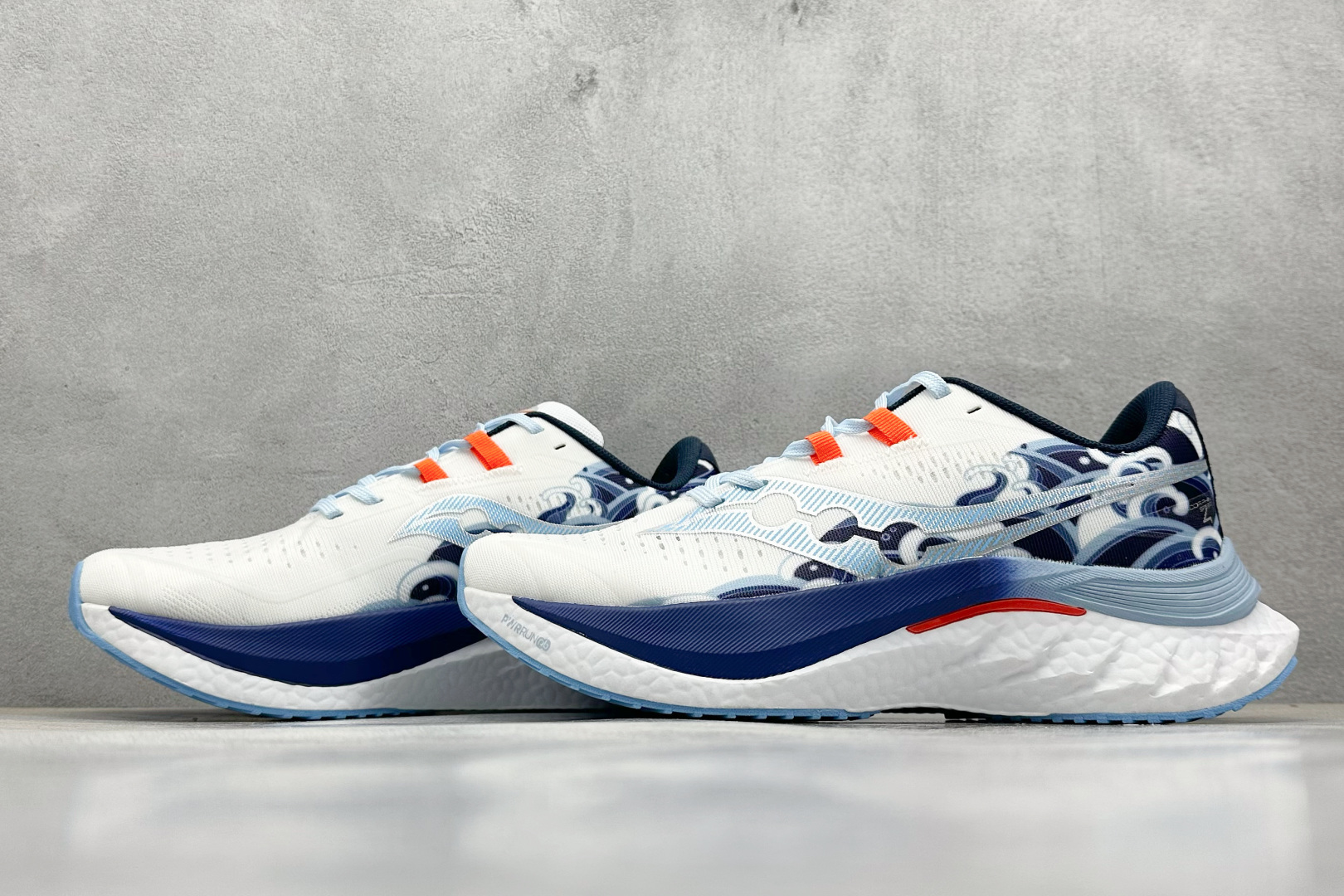  
Saucony 索康尼ENDORPHIN Pro 啡速4代 运动跑鞋 
性能相比前几代再升级：鞋面采