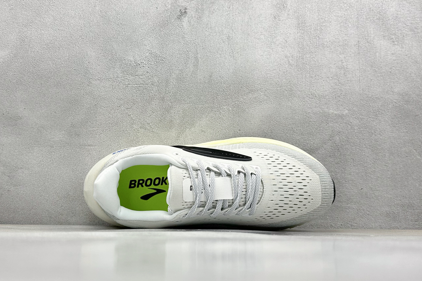 Brooks 布鲁克斯 Glycerin Max 超弹轻盈跑步鞋 低帮透气缓震支撑休闲运动慢跑鞋