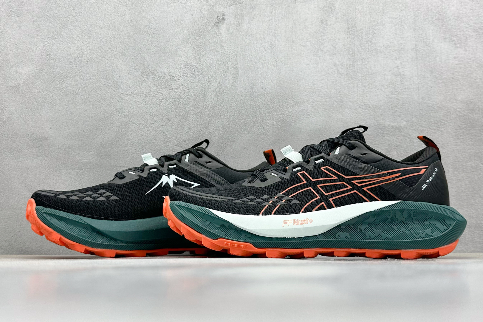  
Asics Gel-Trabuco 13 亚瑟士复古透气休闲鞋缓震耐磨跑步鞋
#鞋面采用无缝线鞋面