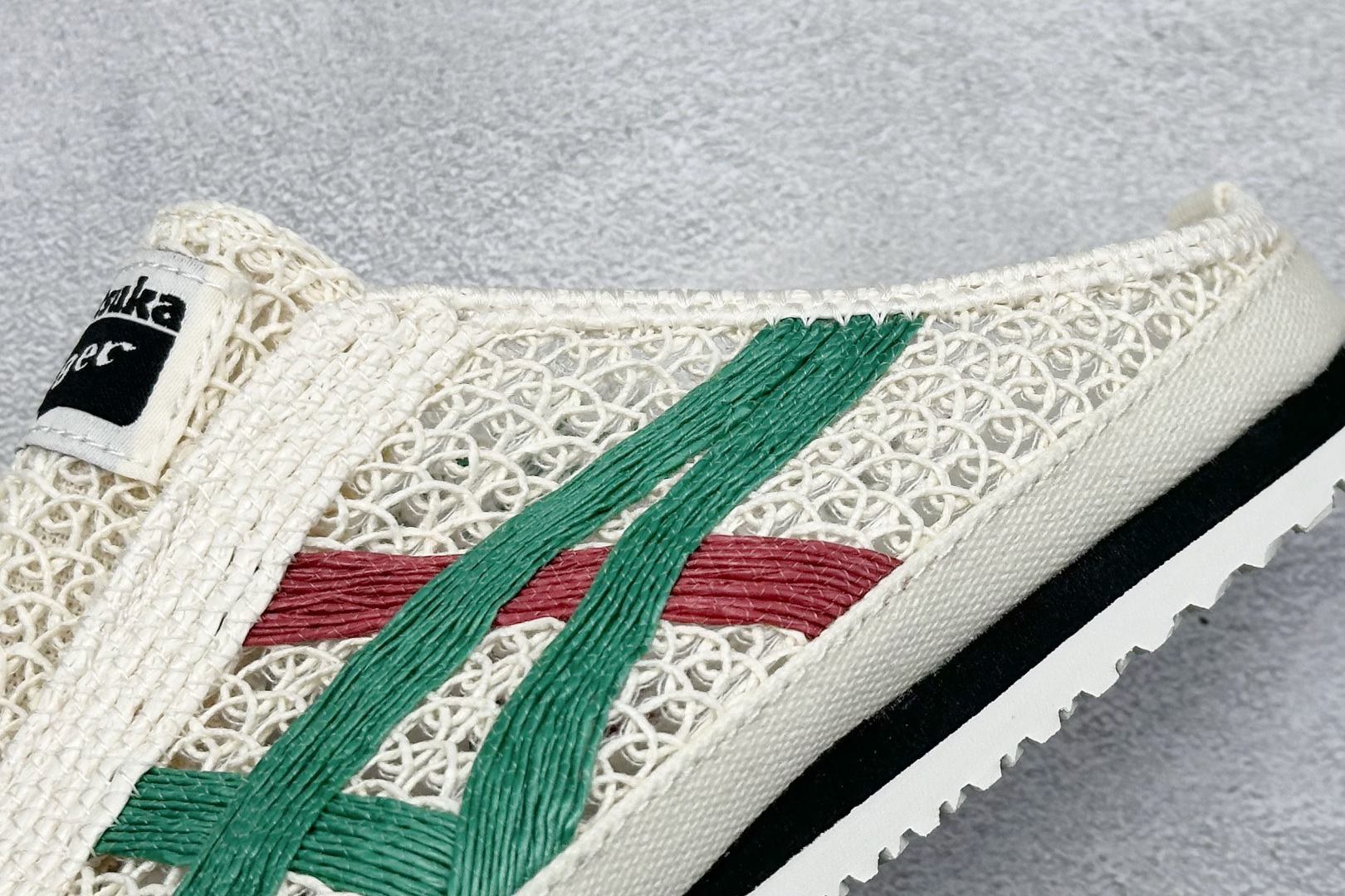  
Onitsuka Tiger  Mexico 66 Sabot
鬼冢虎半拖一脚蹬系列 
市面最为正确