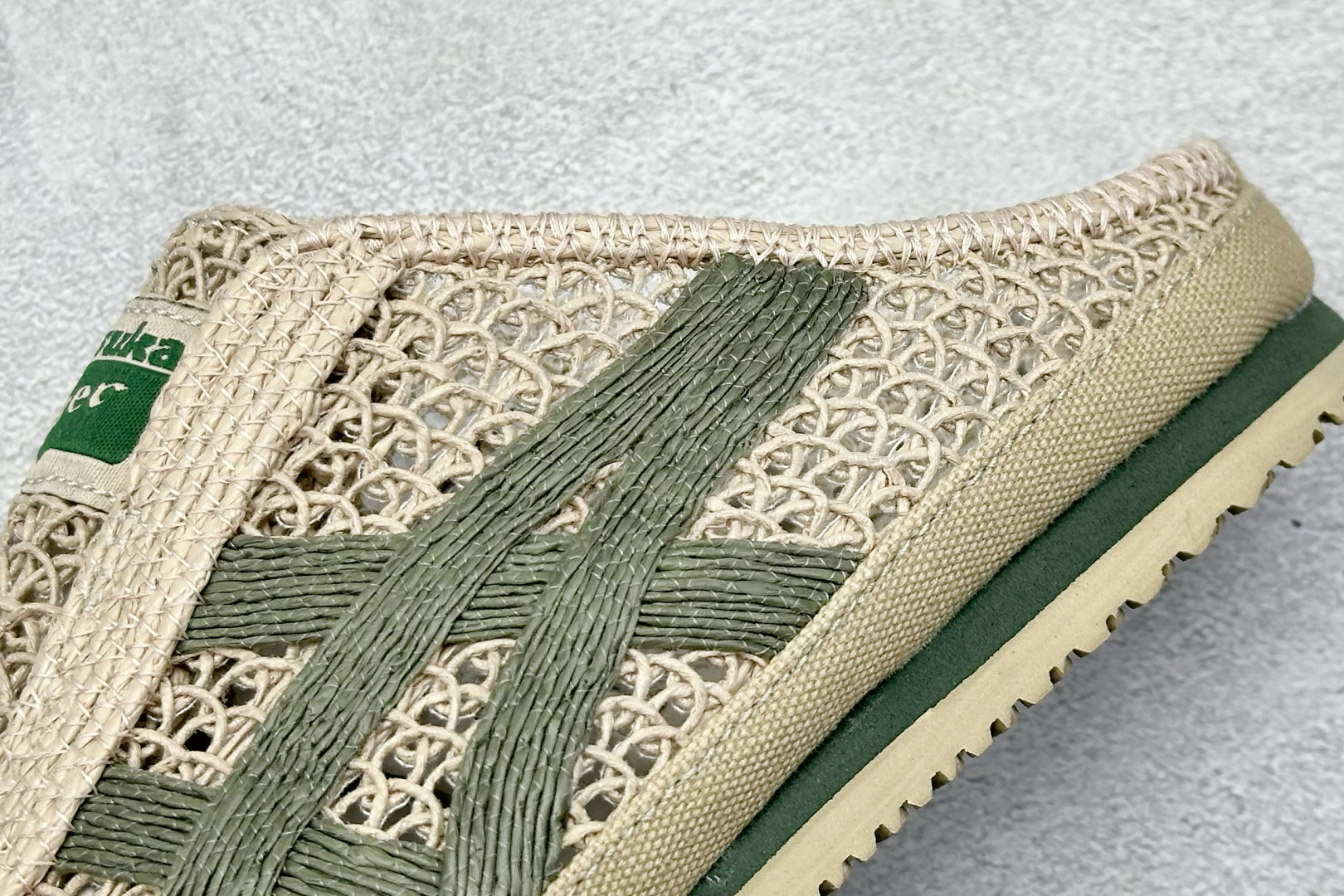  
Onitsuka Tiger  Mexico 66 Sabot
鬼冢虎半拖一脚蹬系列 
市面最为正确