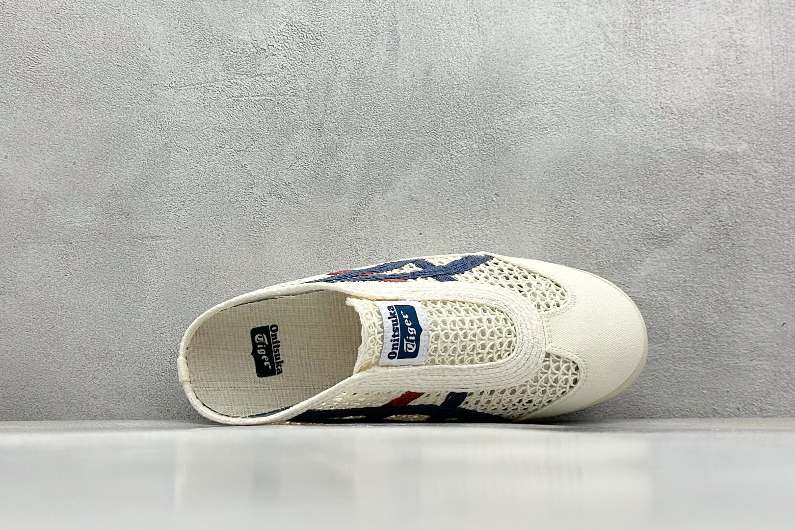  
Onitsuka Tiger  Mexico 66 Sabot
鬼冢虎半拖一脚蹬系列 
市面最为正确