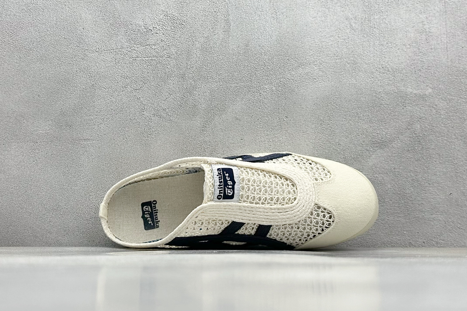  
Onitsuka Tiger  Mexico 66 Sabot
鬼冢虎半拖一脚蹬系列 
市面最为正确