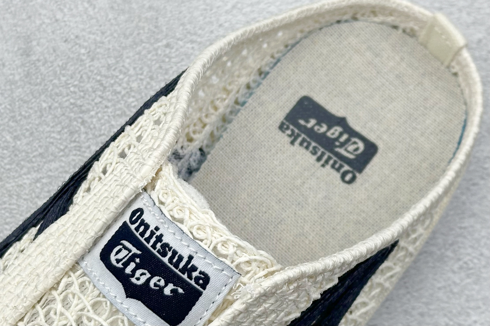  
Onitsuka Tiger  Mexico 66 Sabot
鬼冢虎半拖一脚蹬系列 
市面最为正确