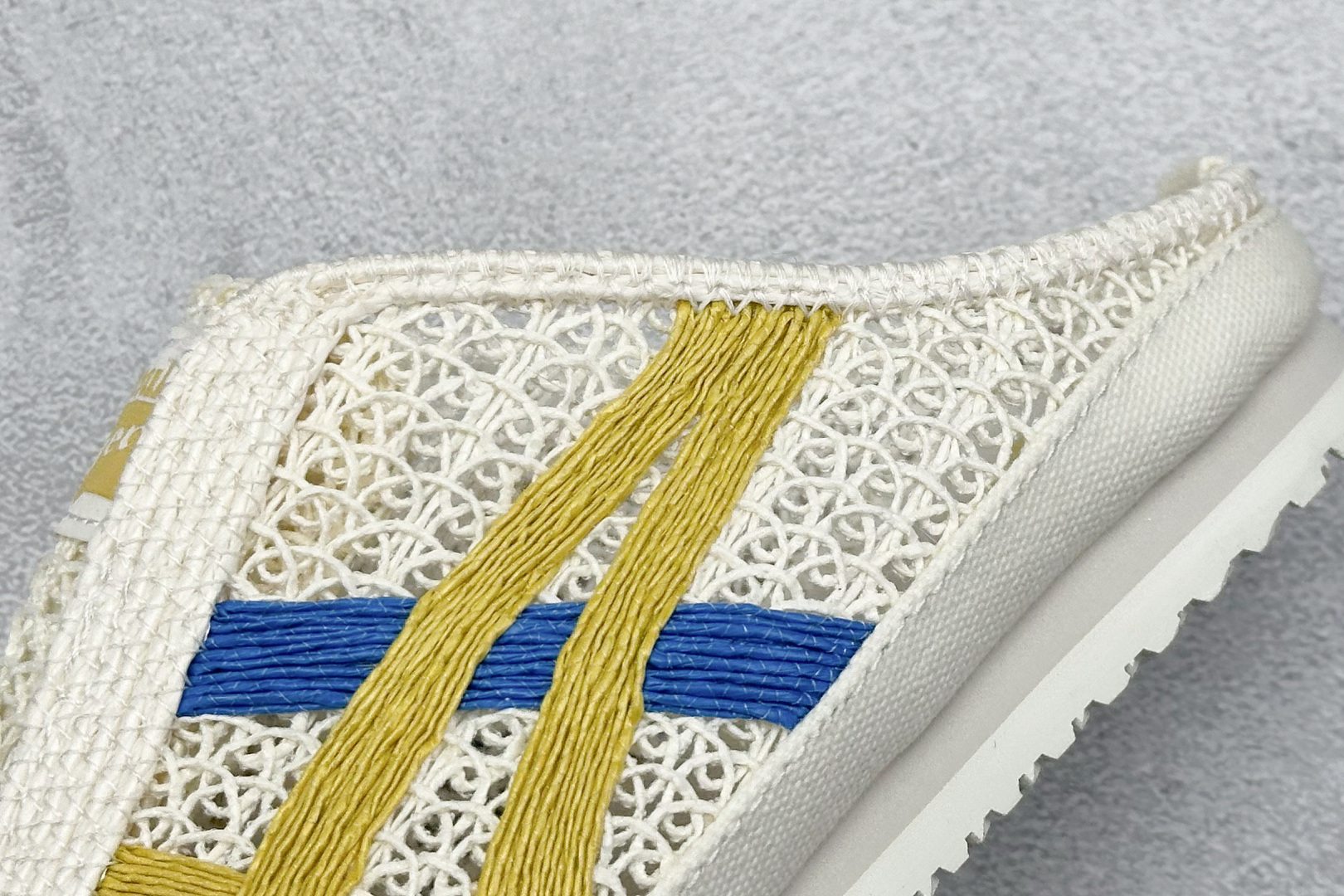  
Onitsuka Tiger  Mexico 66 Sabot
鬼冢虎半拖一脚蹬系列 
市面最为正确