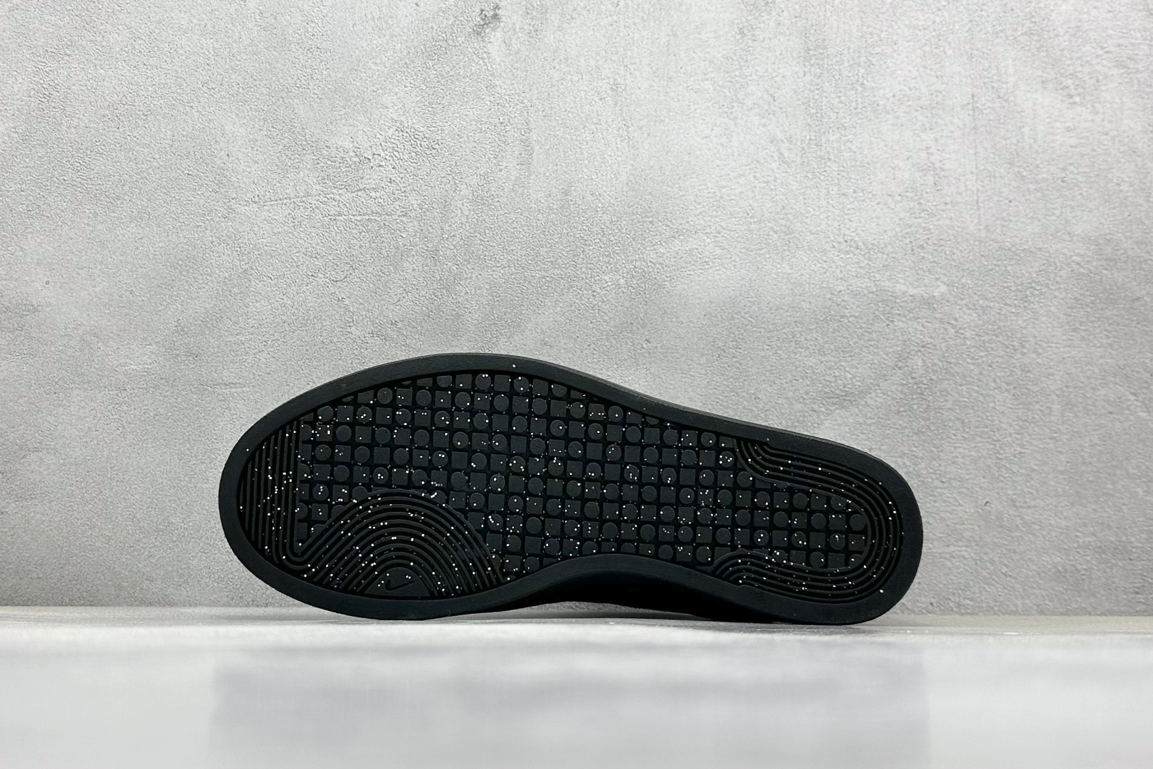  终端放店
GX版 Nike Court SHOT 时尚百搭 防滑耐磨 低帮 板鞋 

货号：FQ814