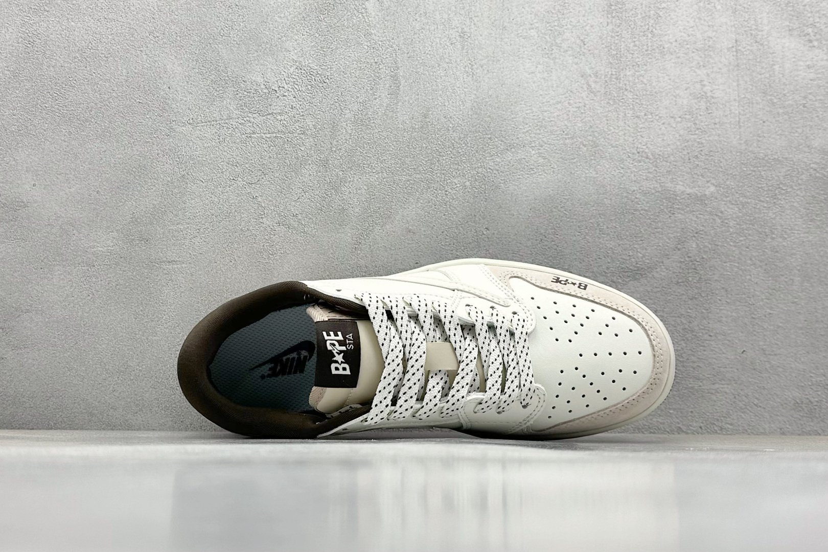 终端放店
XC版 Fragment x Travis Scott x 猿人头
Air Jordan 1