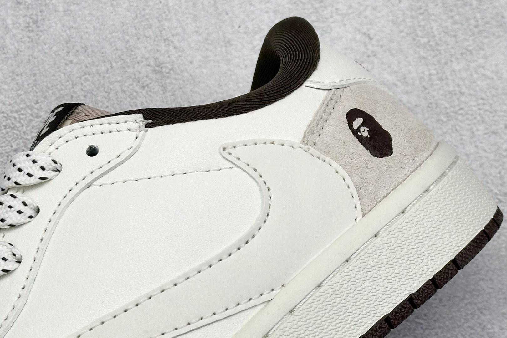 终端放店
XC版 Fragment x Travis Scott x 猿人头
Air Jordan 1
