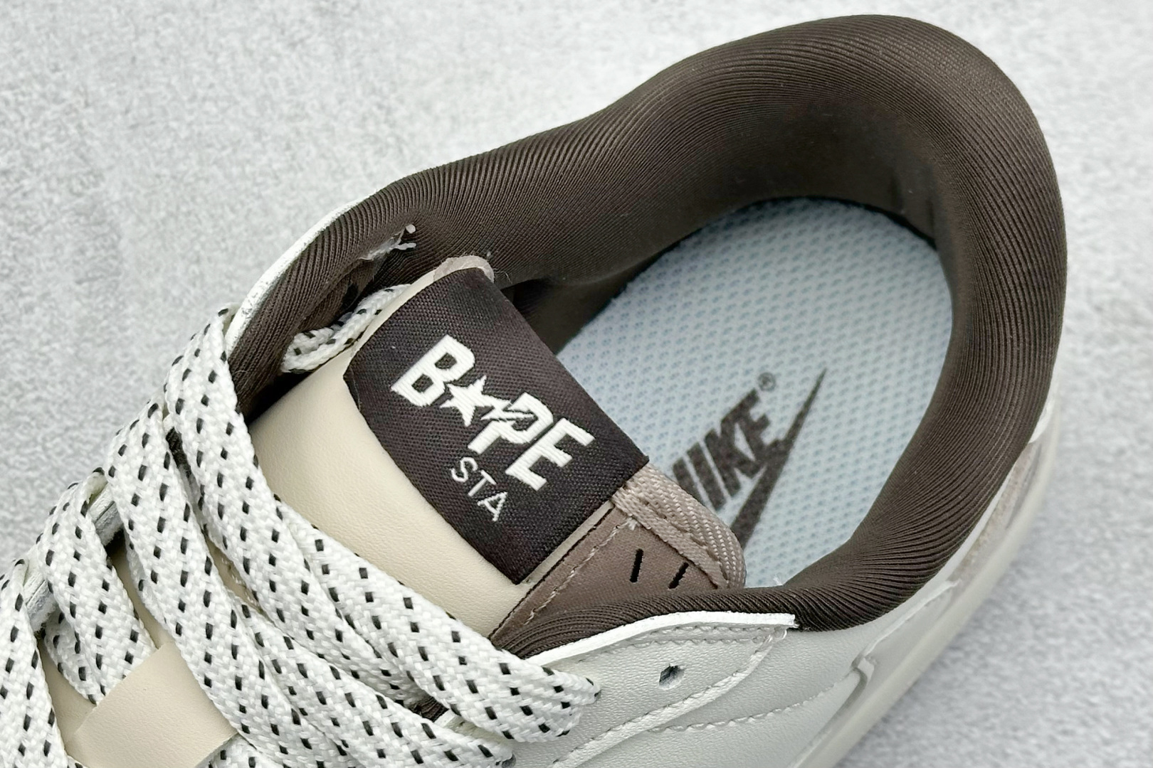 终端放店
XC版 Fragment x Travis Scott x 猿人头
Air Jordan 1