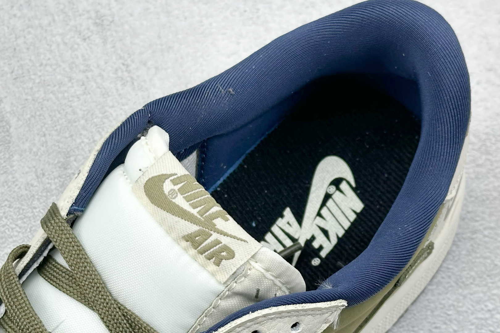 终端放店
XC版 Travis Scott x Fragment Design x Air Jorda