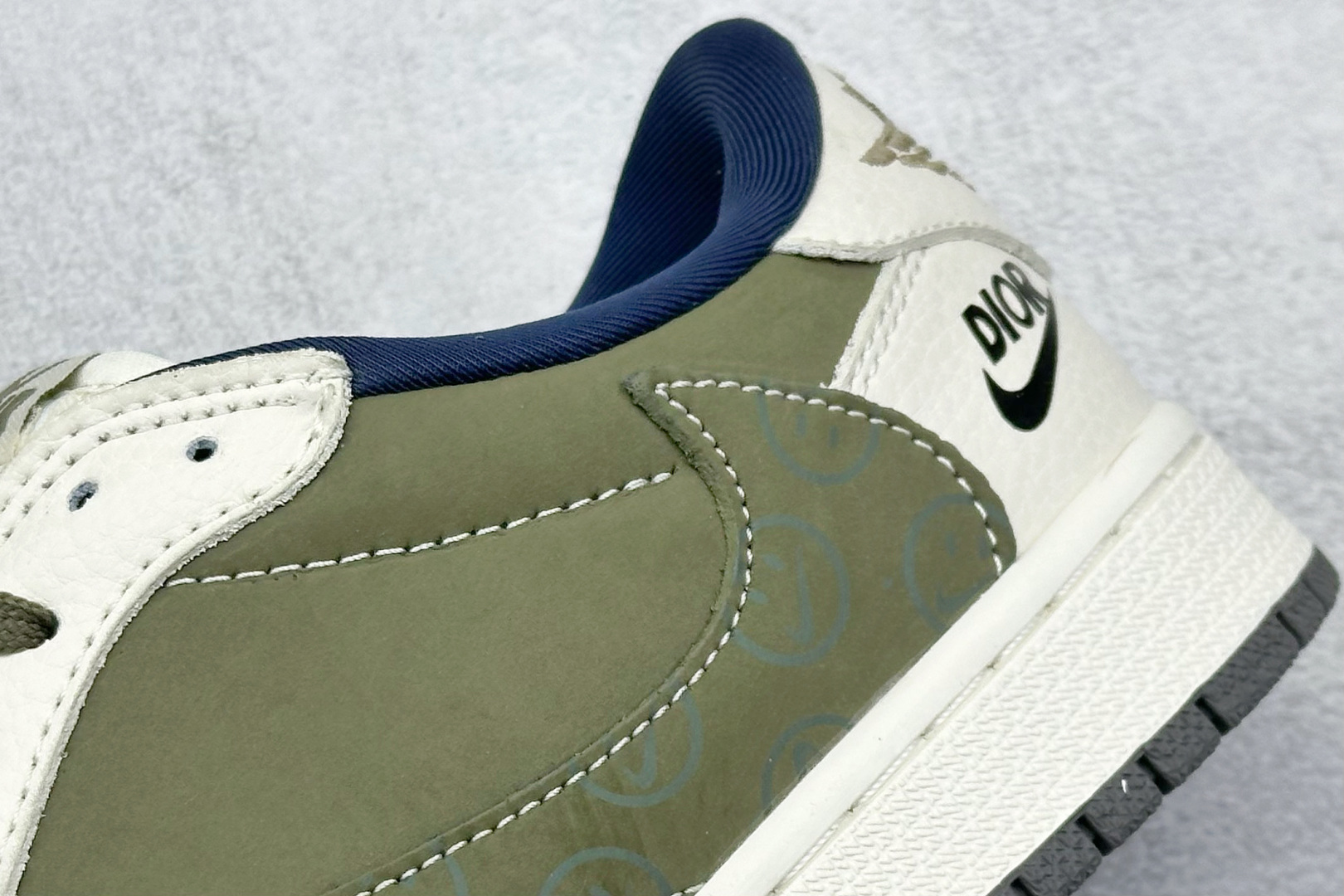 终端放店
XC版 Travis Scott x Fragment Design x Air Jorda