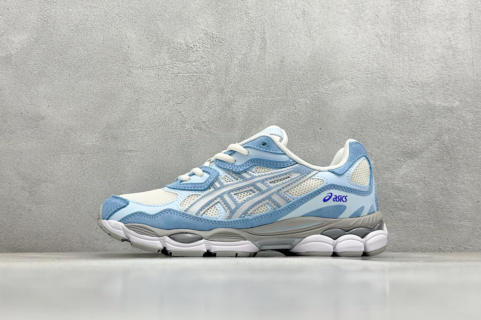  
GW版 Asics GEL-NYC 亚瑟士防滑耐磨透气低帮运动休闲鞋 
GEL-NYC™ 运动鞋的灵