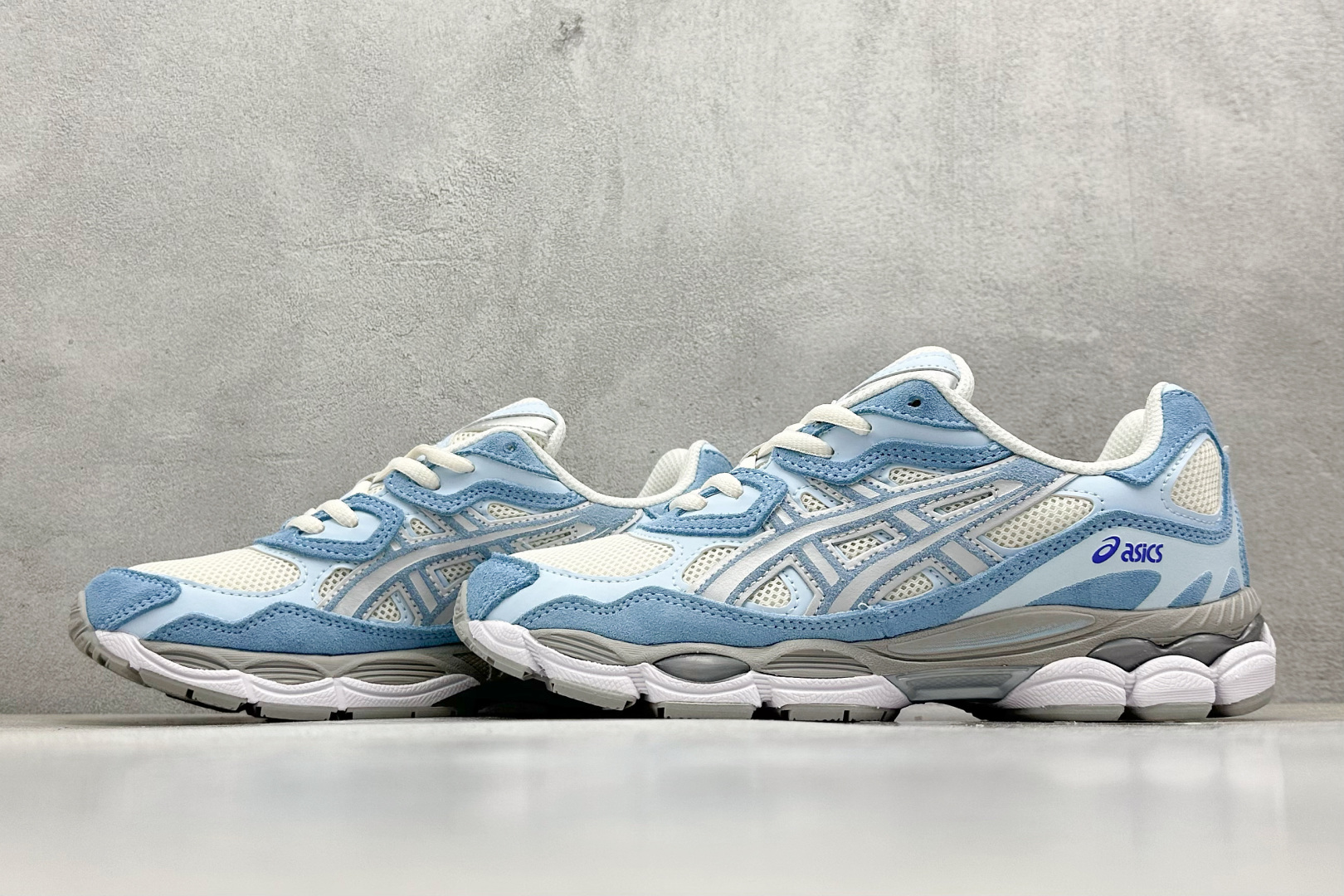  
GW版 Asics GEL-NYC 亚瑟士防滑耐磨透气低帮运动休闲鞋 
GEL-NYC™ 运动鞋的灵