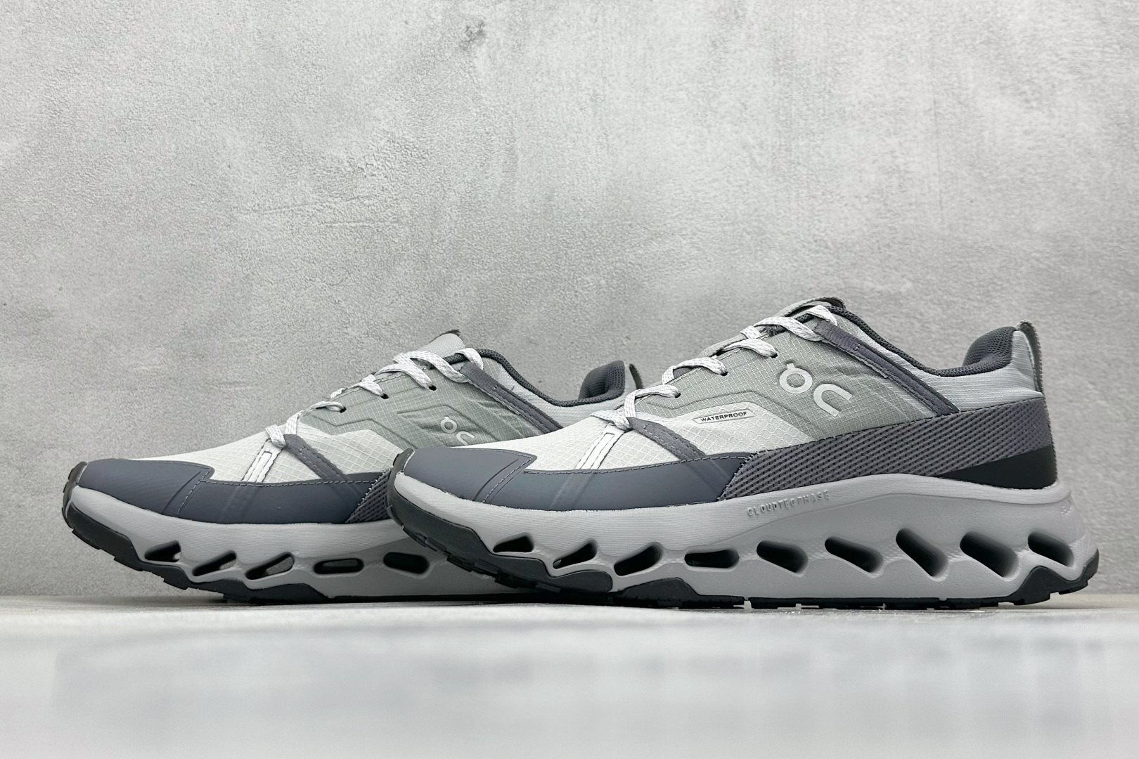  
WK版 On昂跑 Cloudtilt Loewe
户外街头机能风跑步鞋
Cloud Hi Edge户
