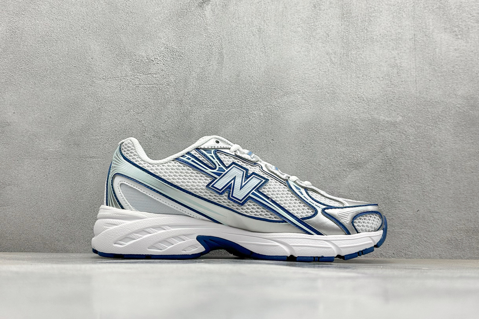  
GW版 New Balance 740系列复古老爹风休闲运动慢跑鞋
#原盒 原吊牌 组合大底 11