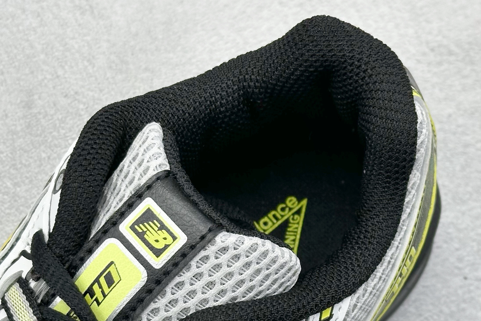  
GW版 New Balance 740系列复古老爹风休闲运动慢跑鞋
#原盒 原吊牌 组合大底 11