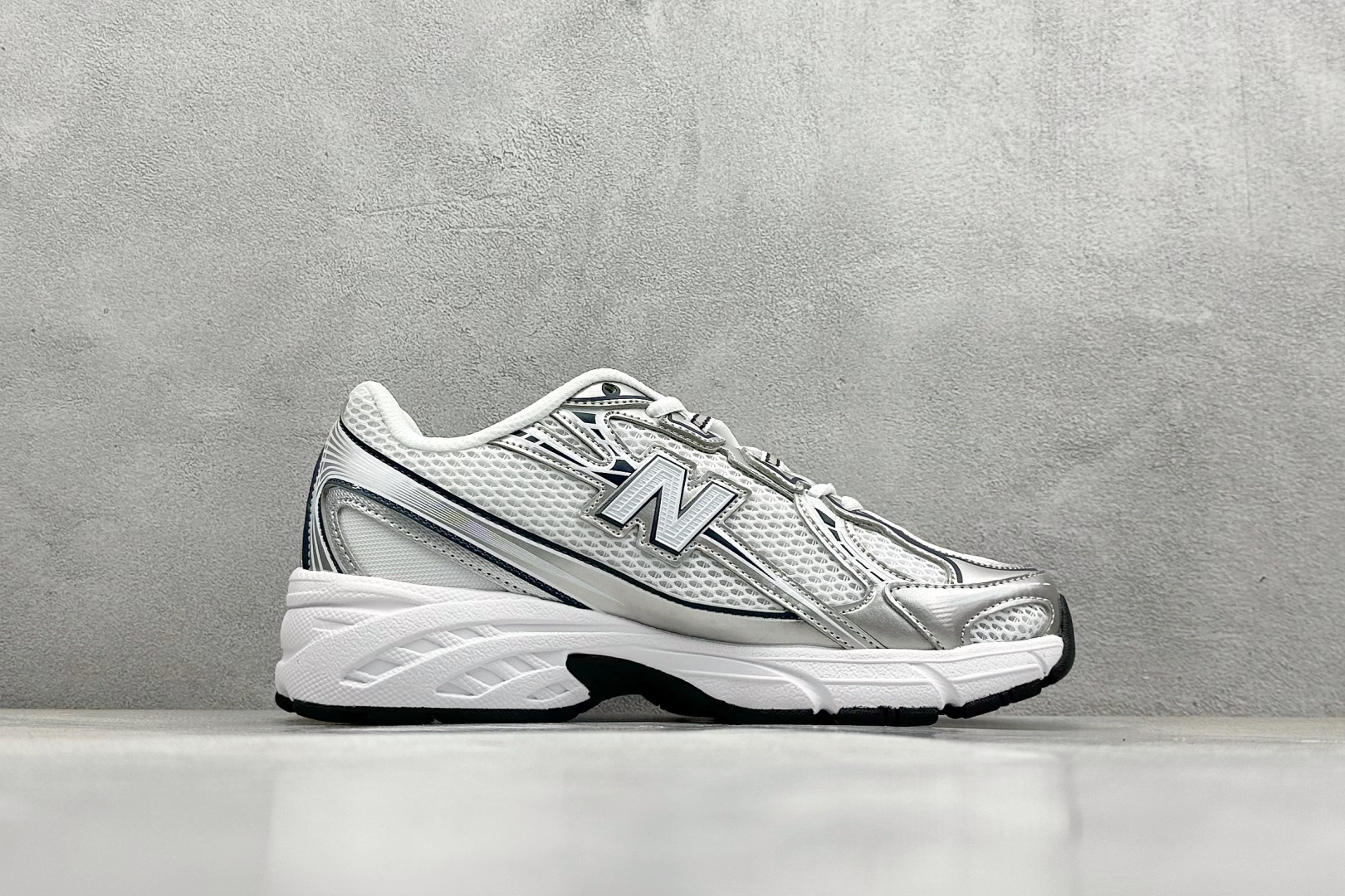  
GW版 New Balance 740系列复古老爹风休闲运动慢跑鞋
#原盒 原吊牌 组合大底 11