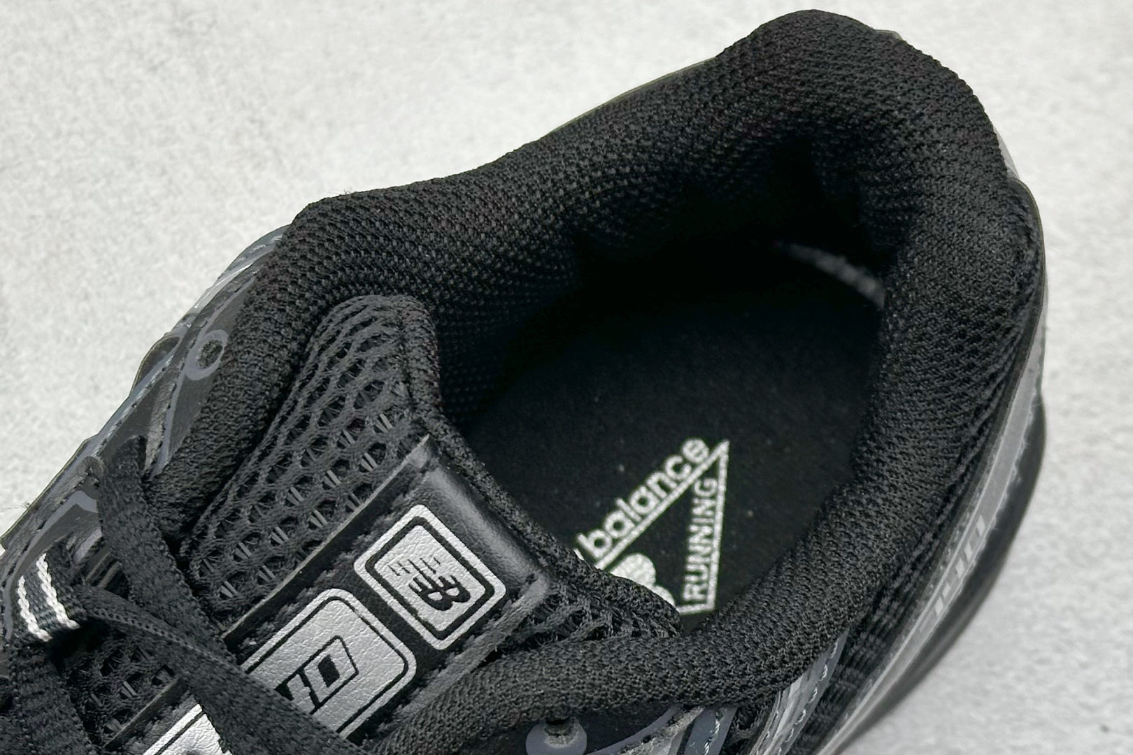  
GW版 New Balance 740系列复古老爹风休闲运动慢跑鞋
#原盒 原吊牌 组合大底 11