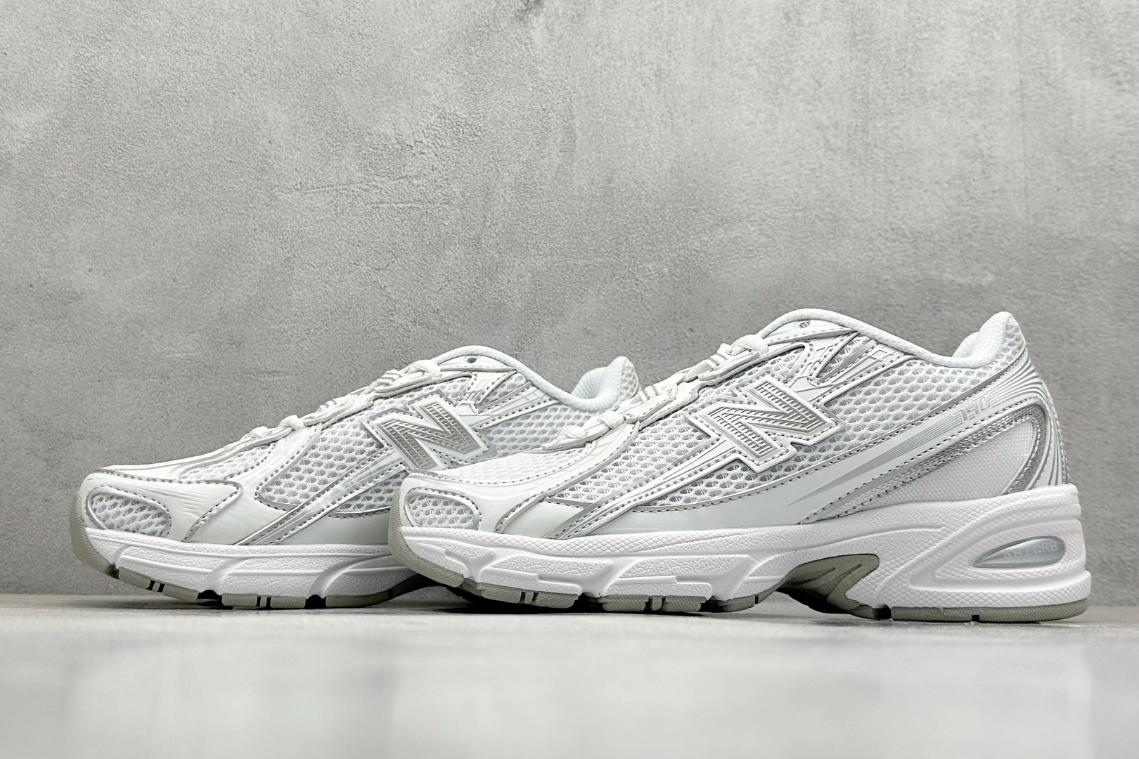  
GW版 New Balance 740系列复古老爹风休闲运动慢跑鞋
#原盒 原吊牌 组合大底 11