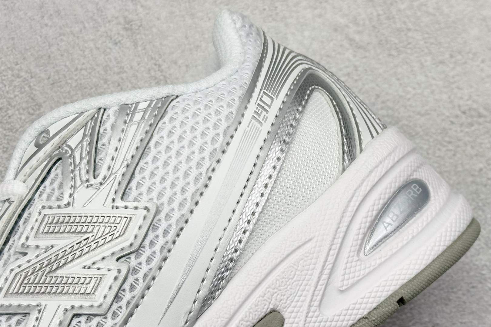  
GW版 New Balance 740系列复古老爹风休闲运动慢跑鞋
#原盒 原吊牌 组合大底 11