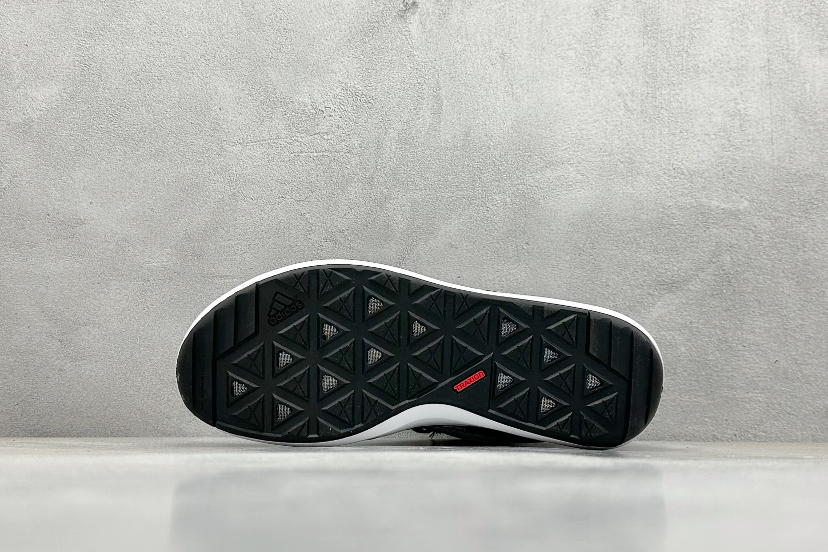  
Adidar Climacool TERREX CC BOAT S.RDY 运动溯溪鞋户外涉水鞋。在