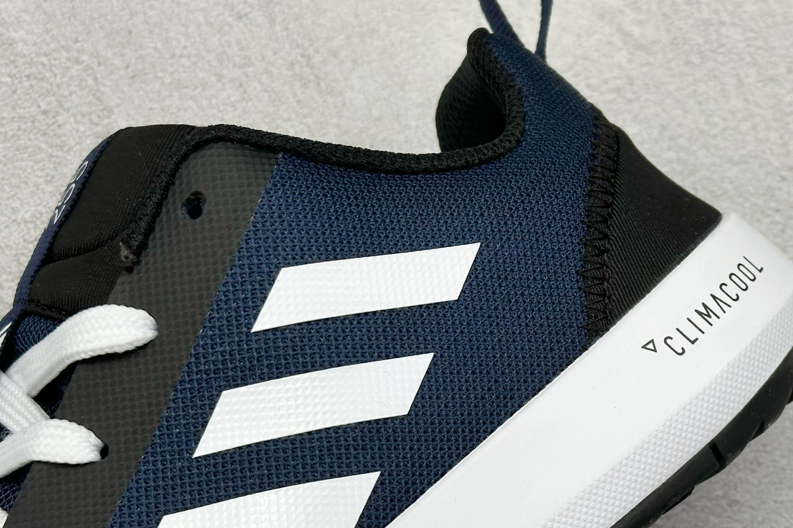  
Adidar Climacool TERREX CC BOAT S.RDY 运动溯溪鞋户外涉水鞋。在