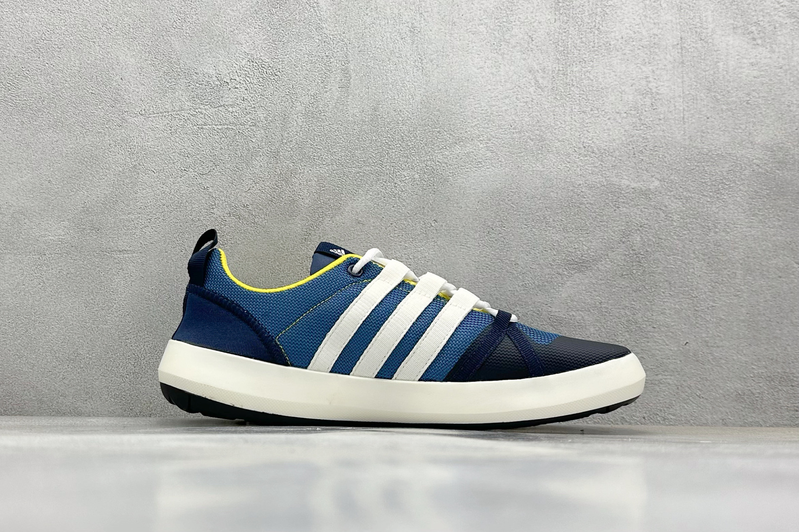  
Adidas Climacool TERREX CC BOAT  运动溯溪鞋户外涉水鞋 

货号：B