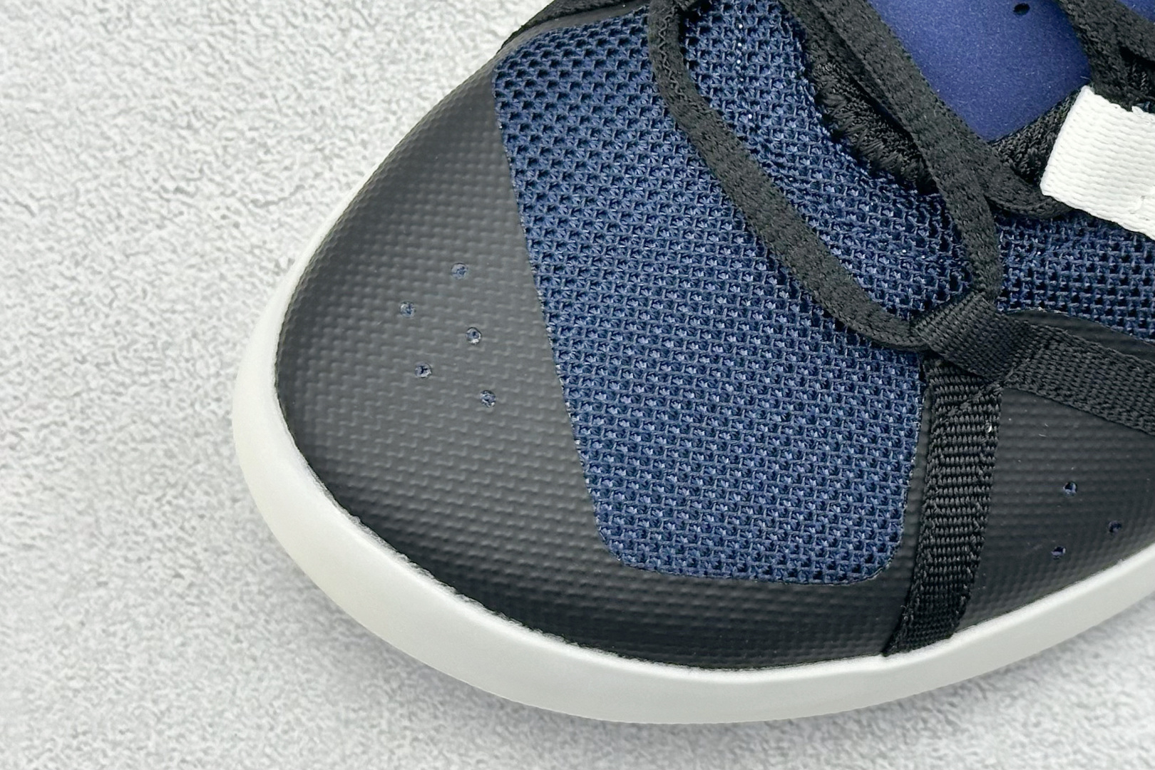  
Adidas Climacool TERREX CC BOAT  运动溯溪鞋户外涉水鞋 

货号：B
