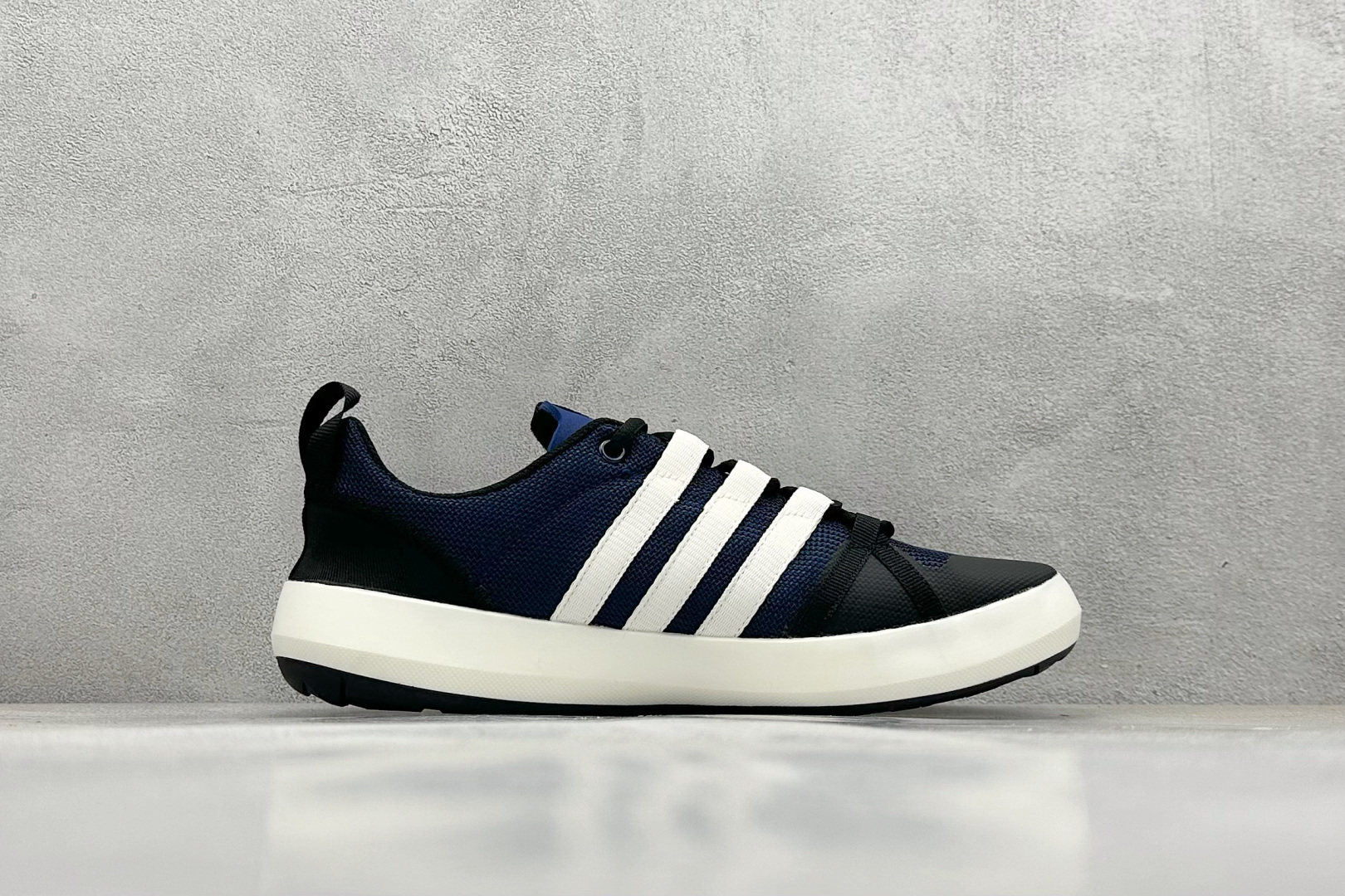  
Adidas Climacool TERREX CC BOAT  运动溯溪鞋户外涉水鞋 

货号：B