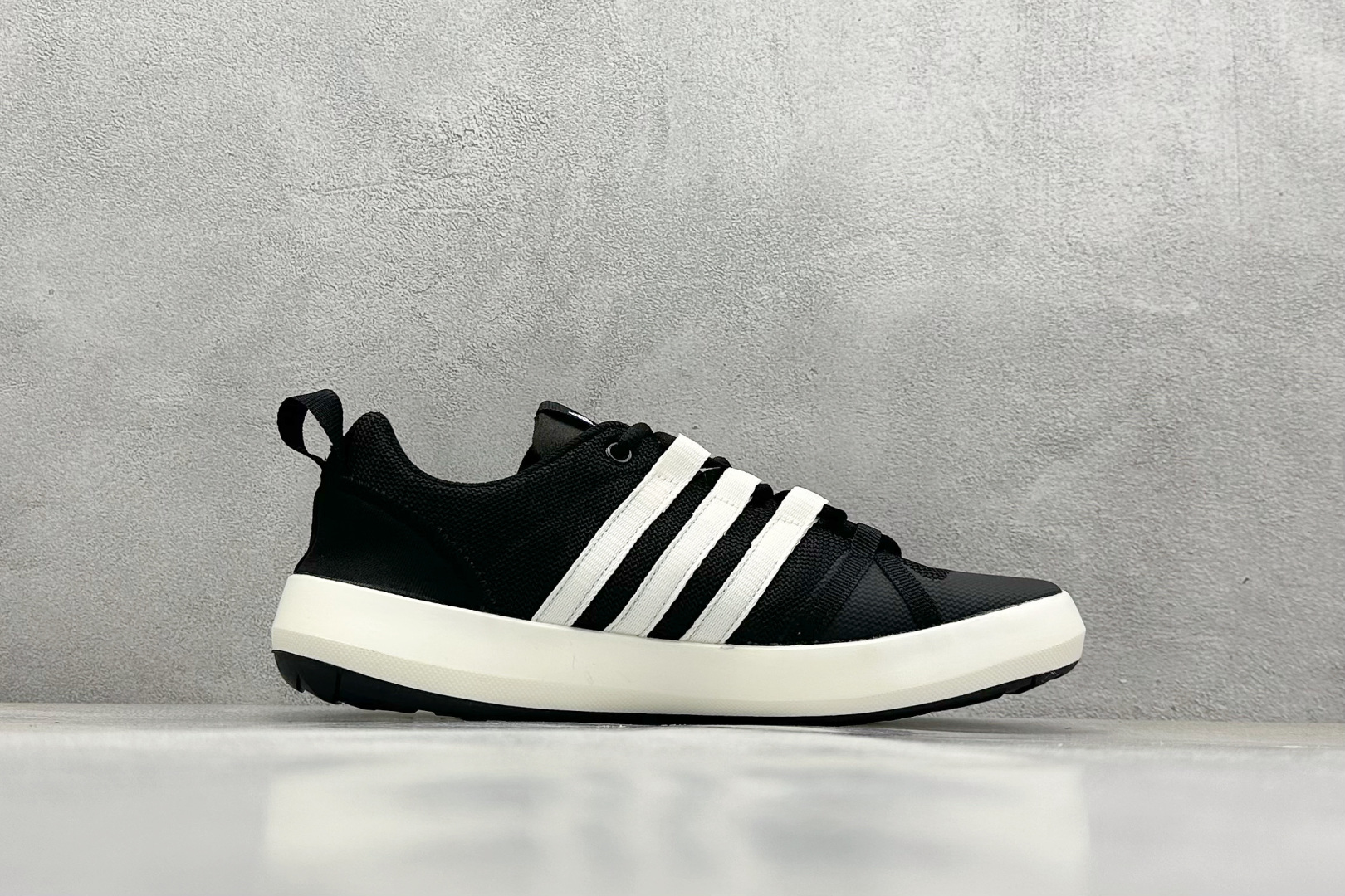  
Adidas Climacool TERREX CC BOAT  运动溯溪鞋户外涉水鞋 

货号：B