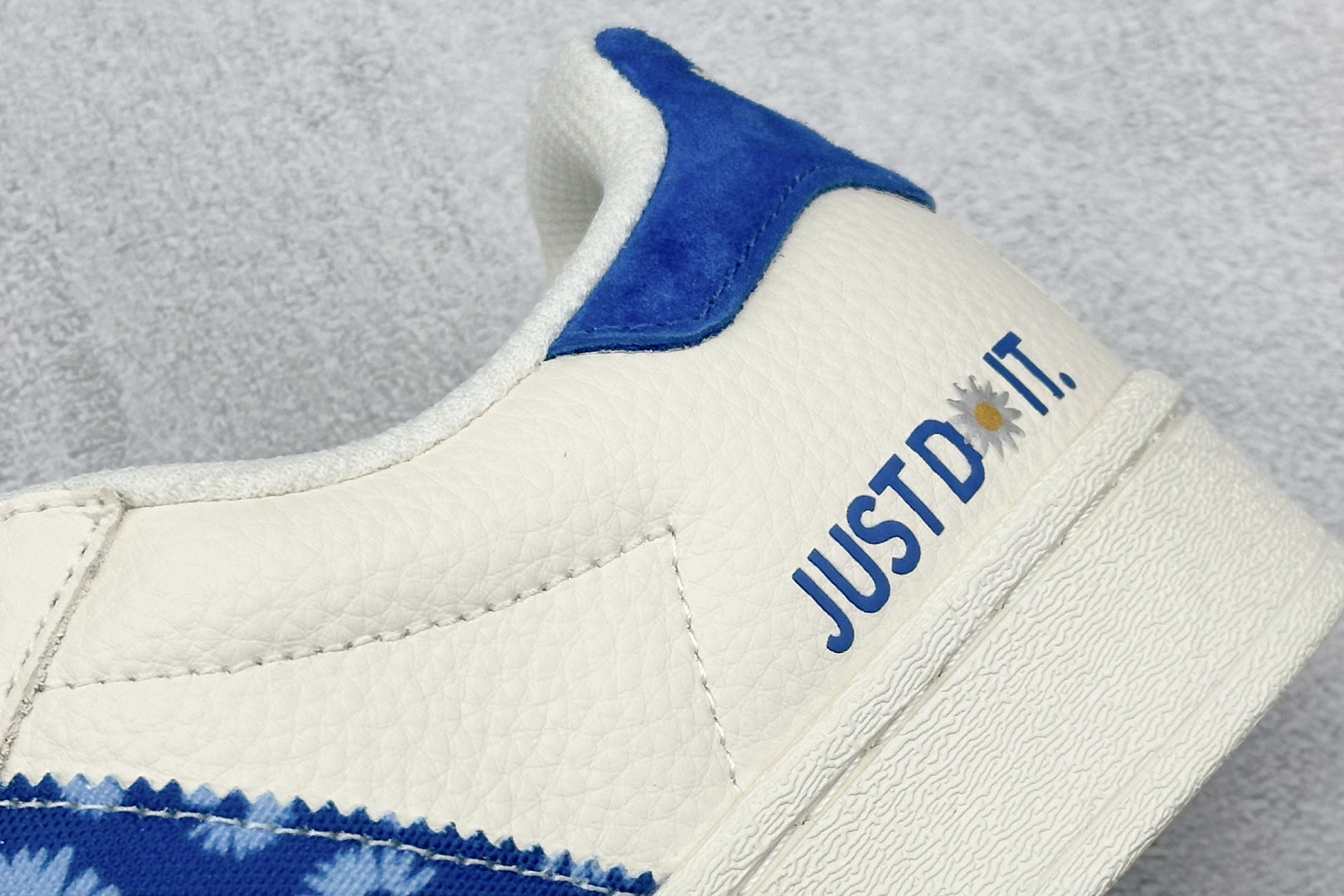 AD Originals Superstar x Nike x Peaceminusone 白蓝 AD0003