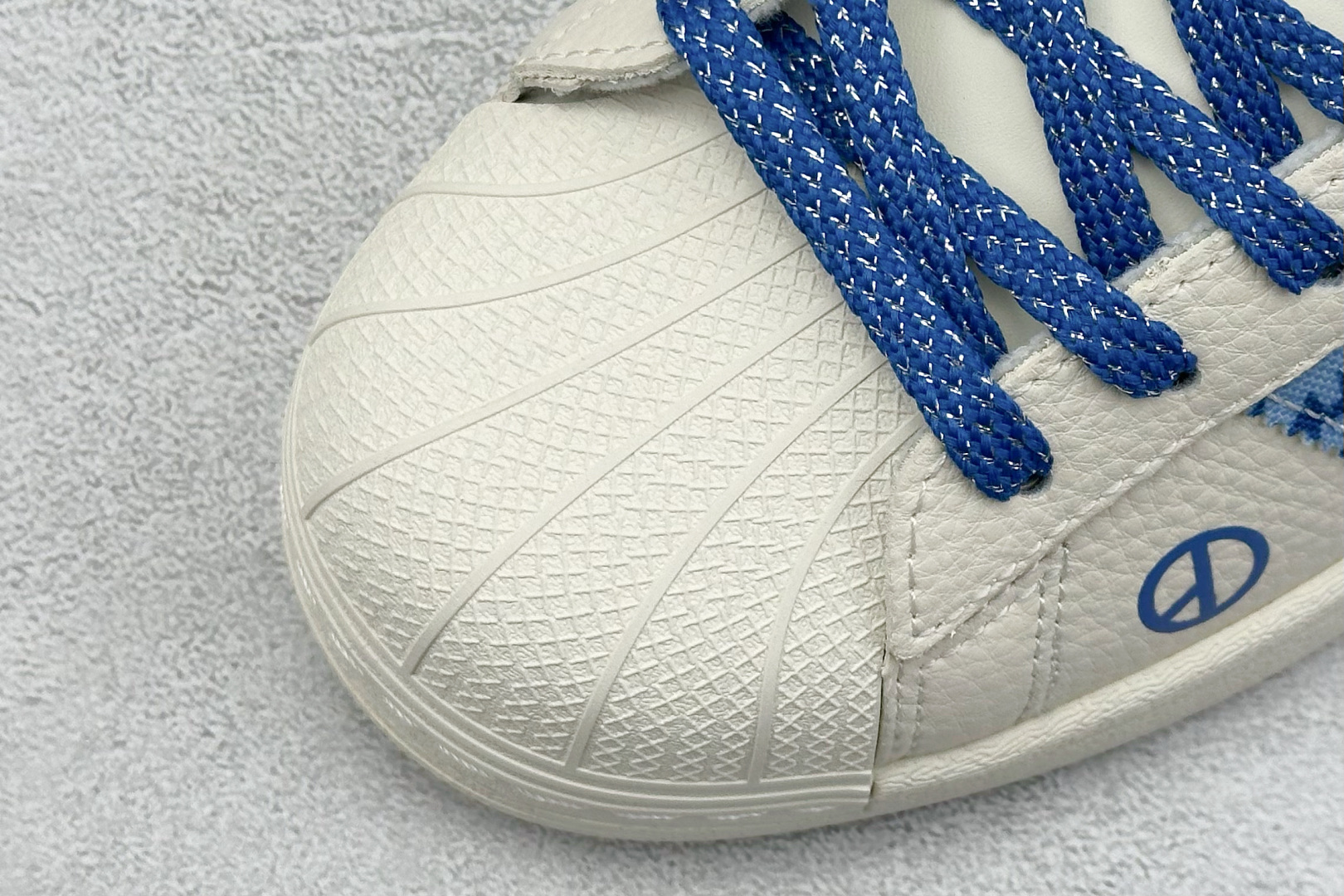 AD Originals Superstar x Nike x Peaceminusone 白蓝 AD0003