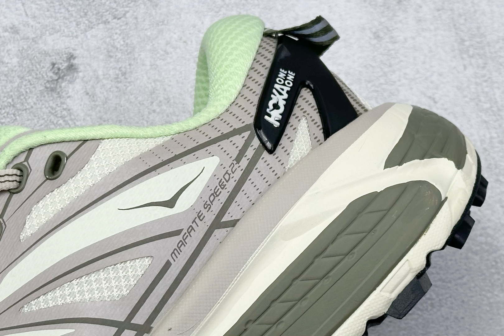 BF版 Hoka Mafate Speed 2 马法特二代超轻厚底轻量山地跑步鞋
#轻量化材料Fre