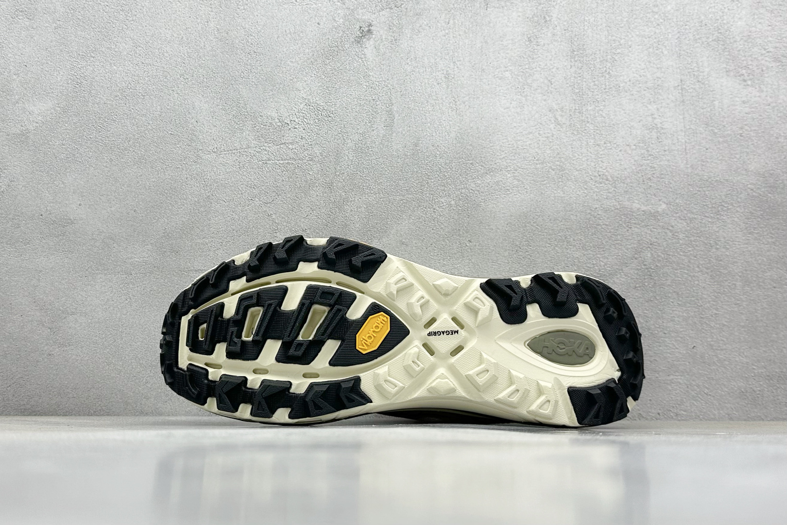 BF版 Hoka Mafate Speed 2 马法特二代超轻厚底轻量山地跑步鞋
#轻量化材料Fre