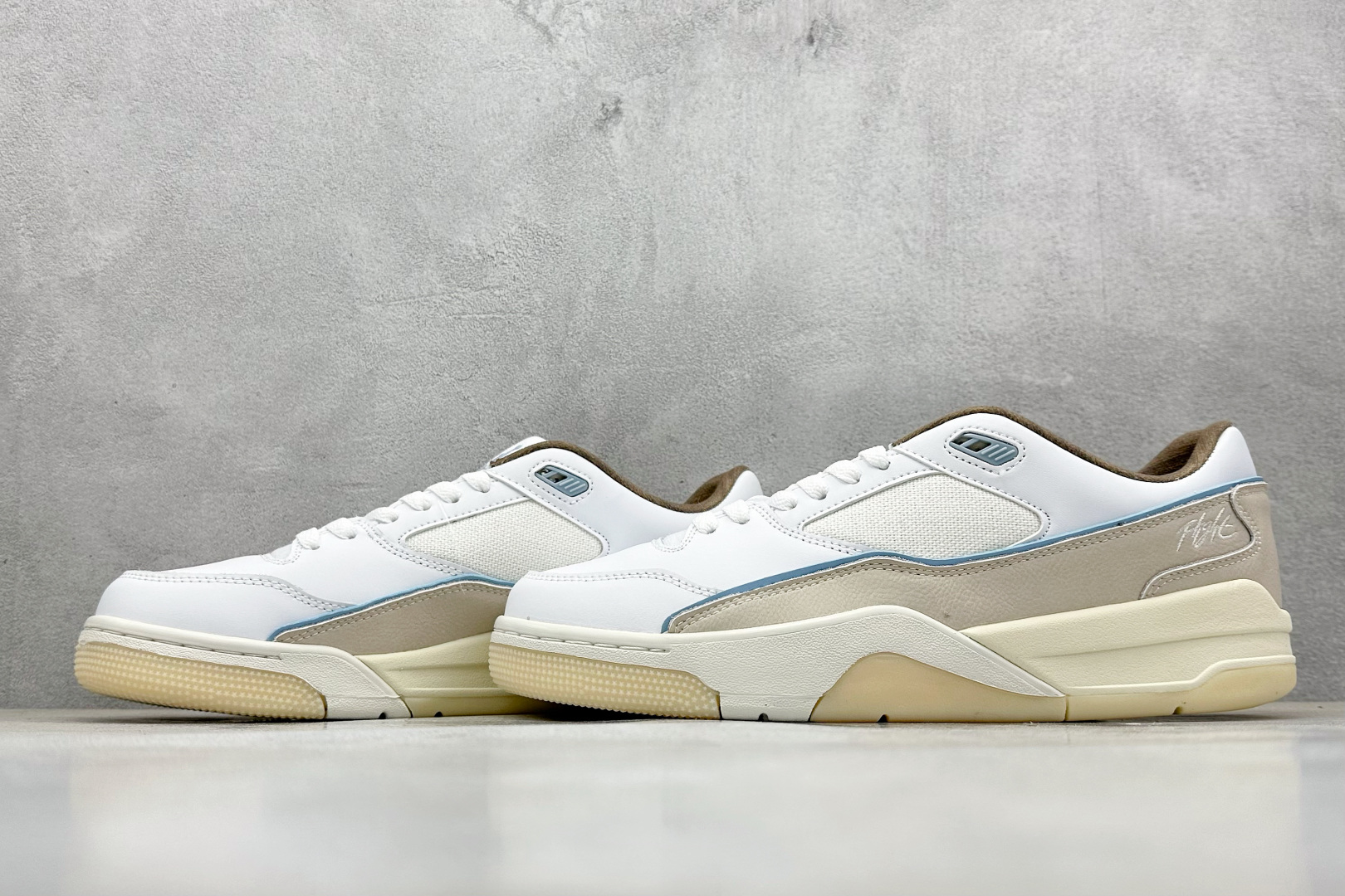  
BF版 Jordan FLIGHT COURT 
公司级出品 极力推荐
Air Jordan AJ4