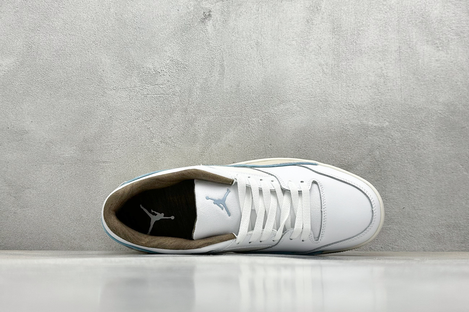  
BF版 Jordan FLIGHT COURT 
公司级出品 极力推荐
Air Jordan AJ4