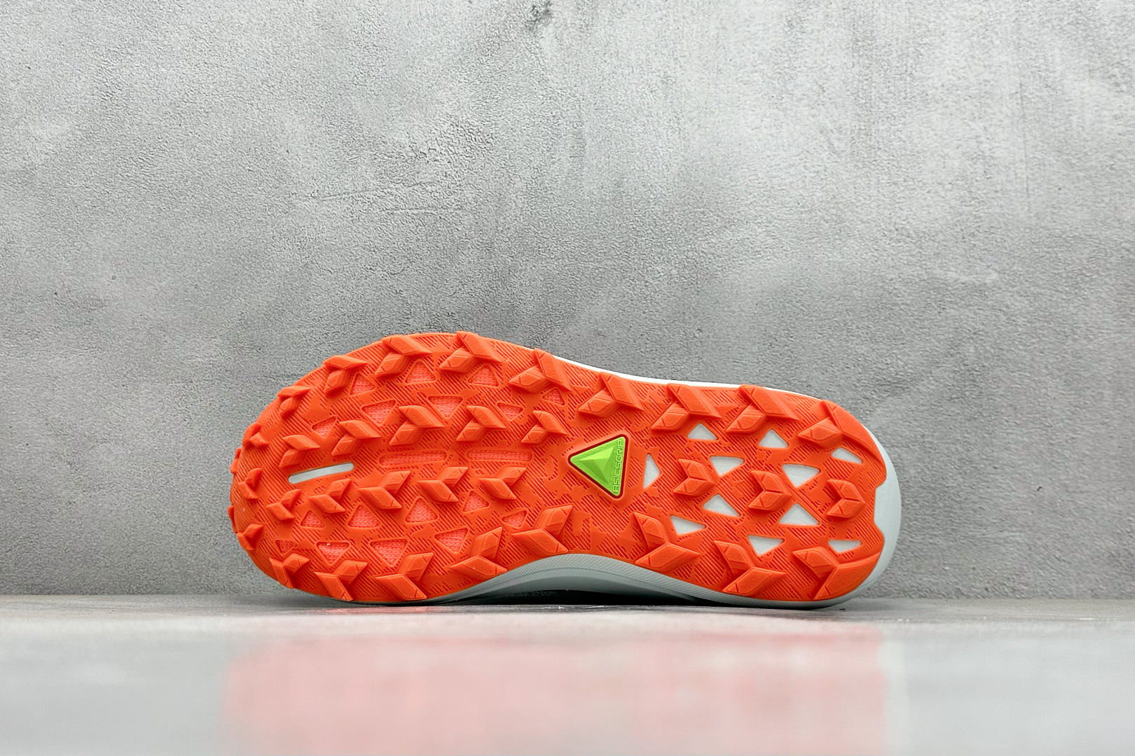  
Asics Gel-Trabuco 13 亚瑟士复古透气休闲鞋缓震耐磨跑步鞋
#鞋面采用无缝线鞋面